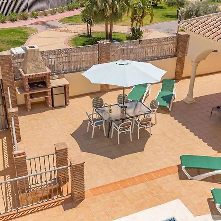 Oliva - Privater Pool By Interhome بيت للعطل *
